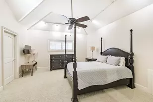 52 Briar Hollow Ln, Houston, TX 77027 - Photo 27