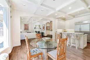 52 Briar Hollow Ln, Houston, TX 77027 - Photo 9