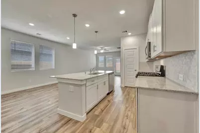 9848 Sweet Flag Ct, Conroe, TX 77385 - Photo 5