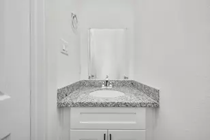 2310 Wavell St, Houston, TX 77088 - Photo 15