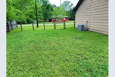 125 Thomas, New Waverly, TX 77358 - Photo 15