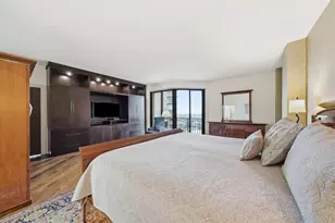 3350 McCue Rd, Houston, TX 77056 - Photo 3