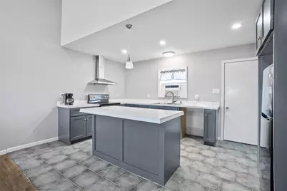 8921 Fresno Avenue, Alvin, TX 77511 - Photo 11