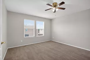 314 Falling Pine Dr, Conroe, TX 77304 - Photo 11