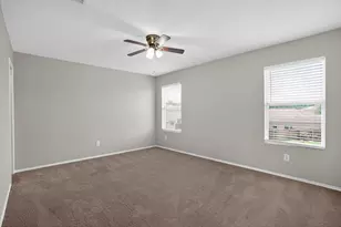 314 Falling Pine Dr, Conroe, TX 77304 - Photo 9