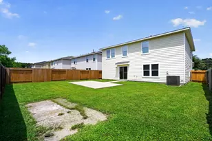 314 Falling Pine Dr, Conroe, TX 77304 - Photo 35