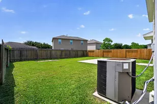 314 Falling Pine Dr, Conroe, TX 77304 - Photo 33