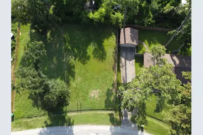 10417 Peachtree Street, Houston, TX 77016 - Photo 1