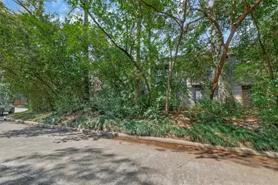 11711 Memorial Drive #17, Houston, TX 77024 - Photo 39