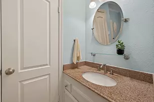 11711 Memorial Dr, Houston, TX 77024 - Photo 25
