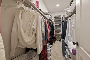 11711 Memorial Dr, Houston, TX 77024 - Photo 33