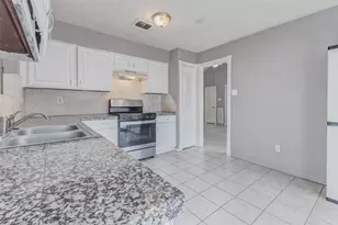 12702 Fern Forest Dr, Houston, TX 77044 - Photo 3