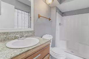 12702 Fern Forest Dr, Houston, TX 77044 - Photo 7