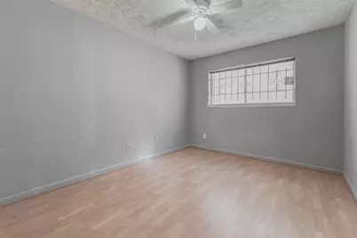 12702 Fern Forest Drive, Houston, TX 77044 - Photo 5