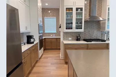 9911 Deep Water Drive, Missouri City, TX 77459 - Photo 11