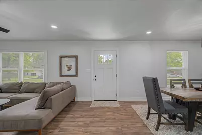 212 Lakewood Drive, Baytown, TX 77520 - Photo 5