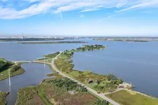 212 Lakewood Dr, Baytown, TX 77520 - Photo 45