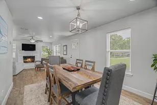 212 Lakewood Dr, Baytown, TX 77520 - Photo 13