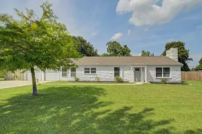212 Lakewood Drive, Baytown, TX 77520 - Photo 1