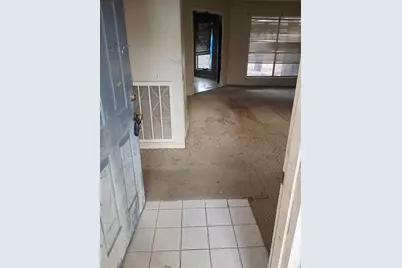 1114 N Nottingham Drive, League City, TX 77573 - Photo 3