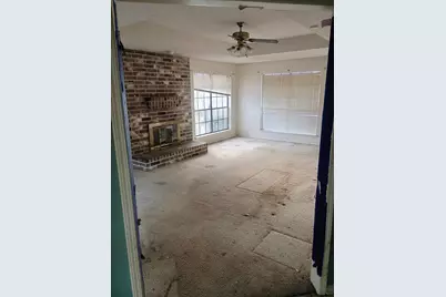 1114 N Nottingham Drive, League City, TX 77573 - Photo 5