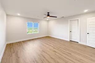 5609 Mobeetie Loop, Bee Cave, TX 78738 - Photo 35