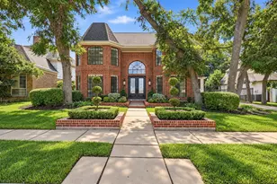 1207 Plantation Dr, Richmond, TX 77406 - Photo 1