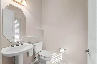 15246 Scenic Woodland Drive, Conroe, TX 77384 - Photo 9