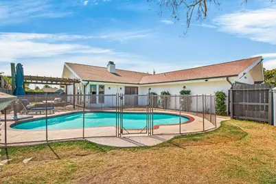 13833 Flintlock Drive, Corpus Christi, TX 78418 - Photo 37