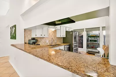 13833 Flintlock Drive, Corpus Christi, TX 78418 - Photo 11