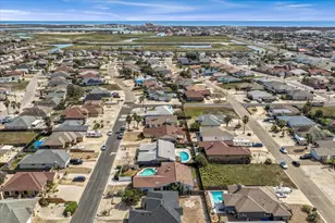 13833 Flintlock Dr, Corpus Christi, TX 78418 - Photo 47