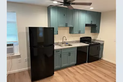 535 Plymouth #A, Houston, TX 77022 - Photo 3