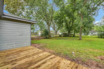 1100 Meadowlane Street, Angleton, TX 77515 - Photo 11