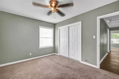 1100 Meadowlane Street, Angleton, TX 77515 - Photo 5