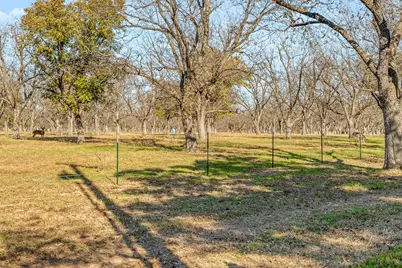 9617 Ravenswood Road, Granbury, TX 76049 - Photo 33