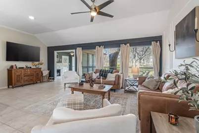 9617 Ravenswood Road, Granbury, TX 76049 - Photo 7