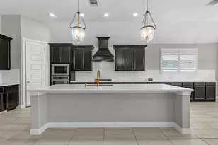 3930 Dogwood Canyon Ln, Sugar Land, TX 77479 - Photo 13