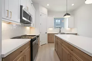 1931 Johanna Dr, Houston, TX 77055 - Photo 11