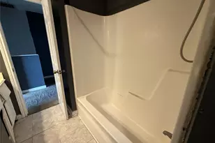 11869 Algonquin Dr, Houston, TX 77089 - Photo 15