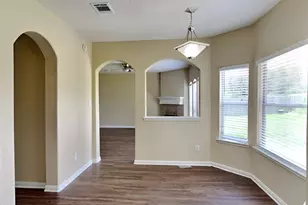 5122 Chase Park Gate St, Bacliff, TX 77518 - Photo 3