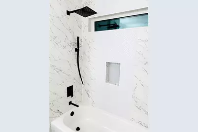 610 E 41st Street #A, Houston, TX 77022 - Photo 13