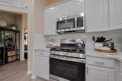 711 Stonewall Jackson Court, Conroe, TX 77302 - Photo 19