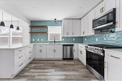 2105 Sheridan  St, Houston, TX 77030 - Photo 13