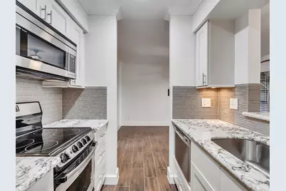 3402 Garrott Street #1, Houston, TX 77006 - Photo 13