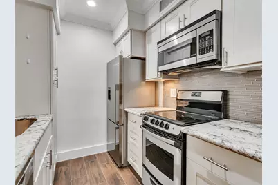 3402 Garrott Street #1, Houston, TX 77006 - Photo 9