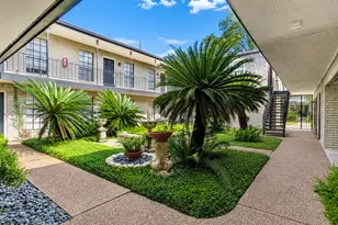 3402 Garrott St, Houston, TX 77006 - Photo 35