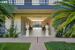 3402 Garrott St, Houston, TX 77006 - Photo 1