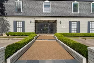 3402 Garrott St, Houston, TX 77006 - Photo 3