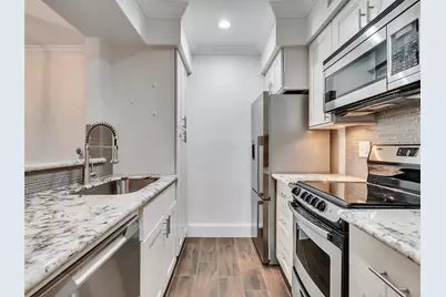 3402 Garrott Street #1, Houston, TX 77006 - Photo 9