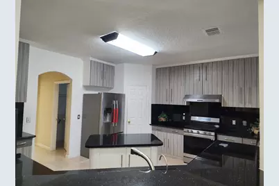 12303 Doe Meadow Drive, Stafford, TX 77477 - Photo 11